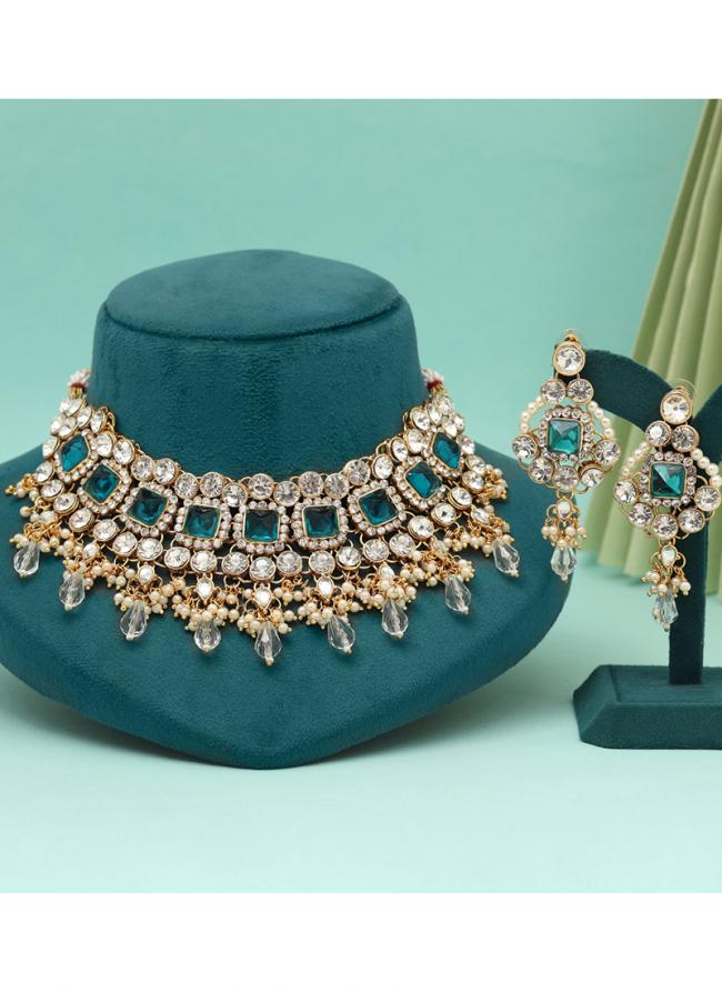   Wedding Wear  Rama Green Color Kundan Necklace Set